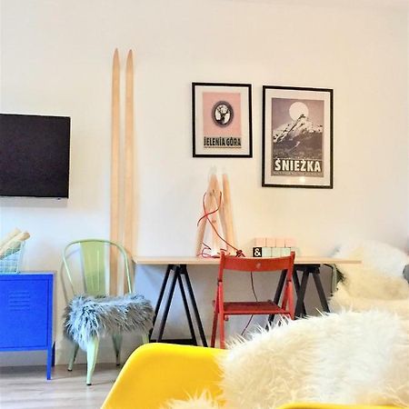 شكلارسكا بوريبا Home&Folk المظهر الخارجي الصورة