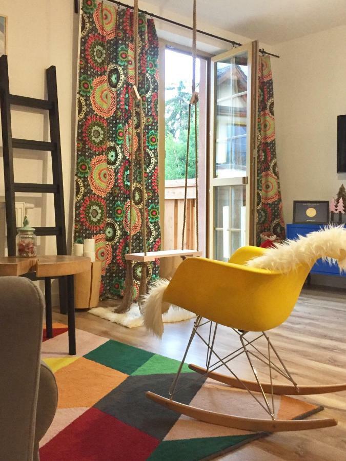 شكلارسكا بوريبا Home&Folk المظهر الخارجي الصورة